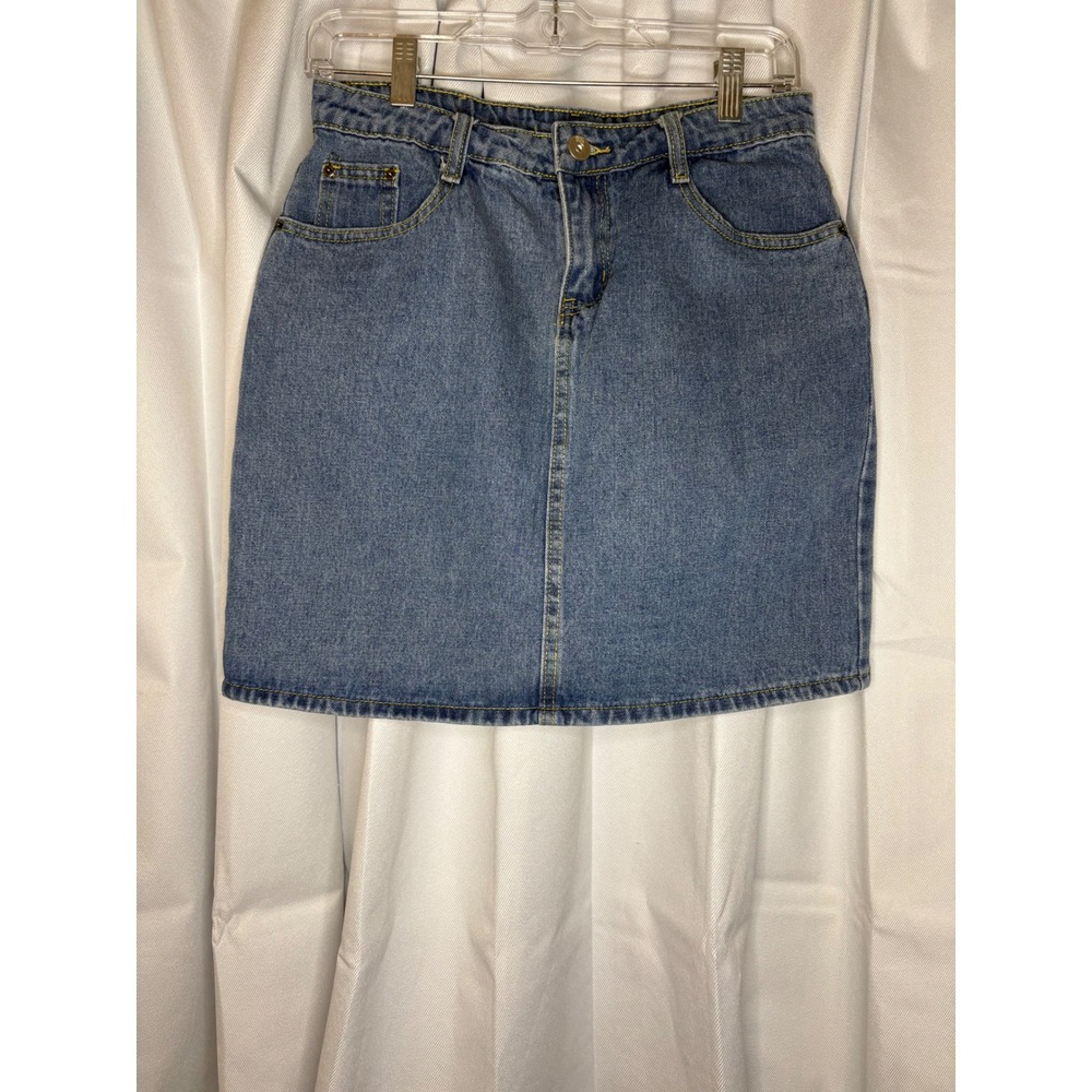 Chouyatou Classic Medium Wash Denim Mini Skirt